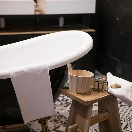 The Royal Elysee * Paris