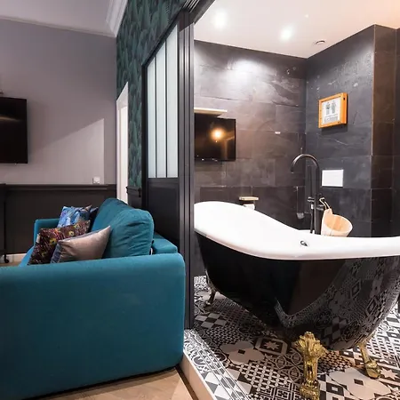Apartment The Royal Elysee
